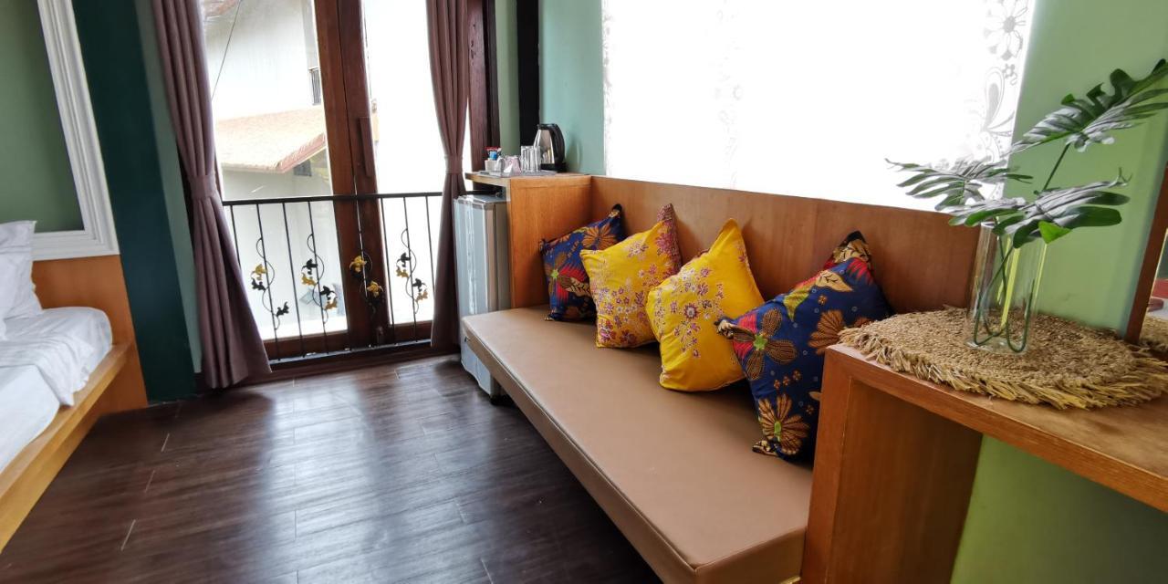 Island Cafe&Hostel Koh Lipe Bagian luar foto